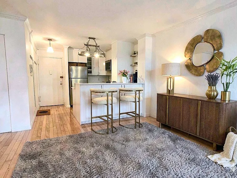 333 E 34th St #12O — Photo 3