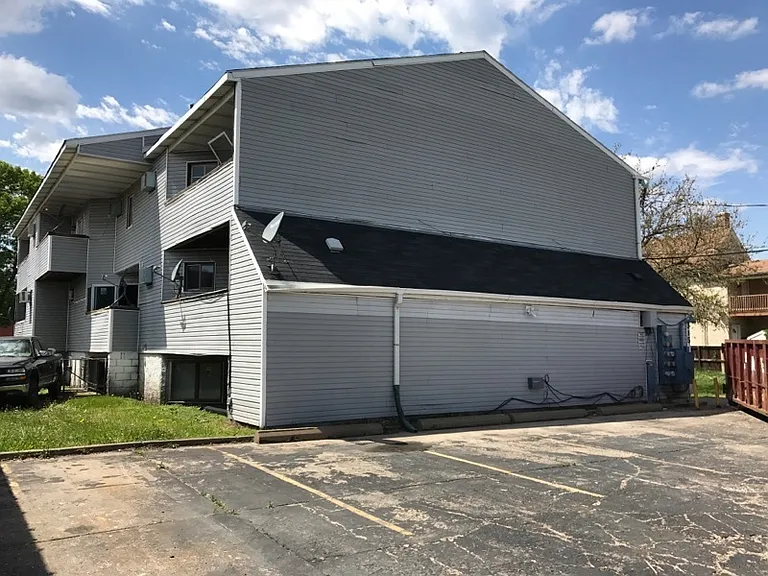 315 Buchanan — Photo 17