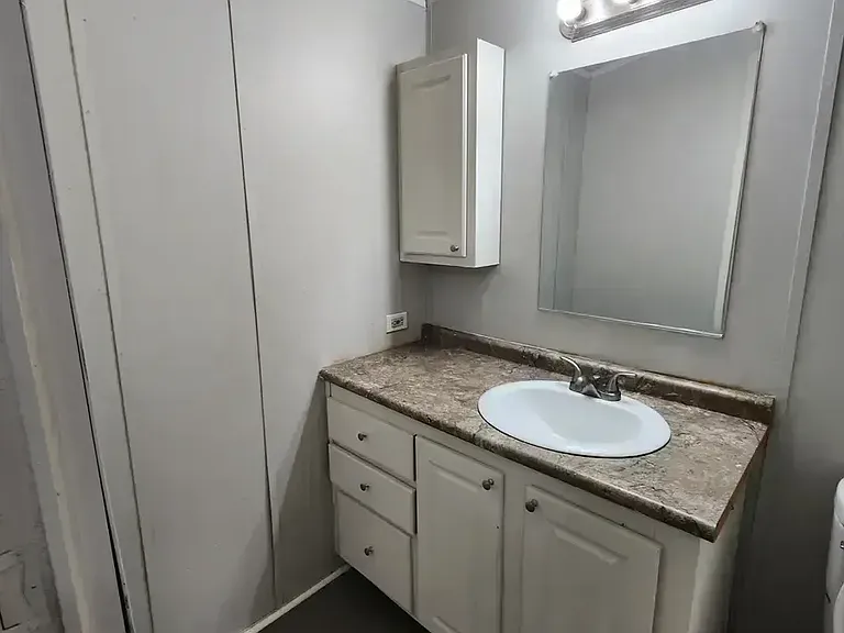 1325 N Franklin St #44 — Photo 14