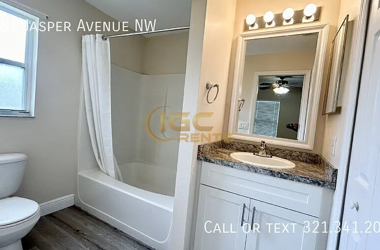 1483 Jasper Ave NW — Photo 5