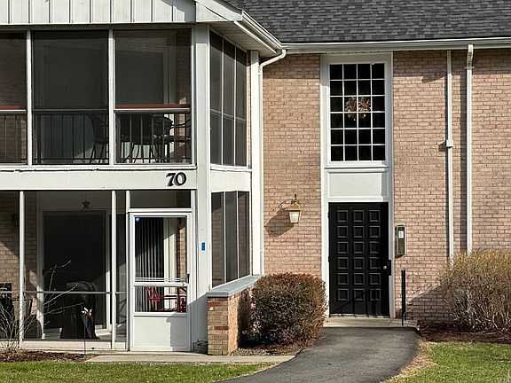 4th image of 70 Brian Dr APT C