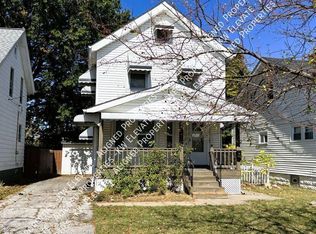 18519 Pawnee Ave, Cleveland, OH 44119