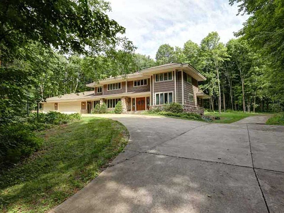 1st image of 14400 Highland Dr
