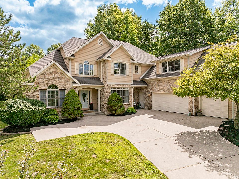 1st image of 1300 N Grove Ct