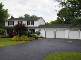 614 Chestnut Ridge Rd, Rochester, NY 14624