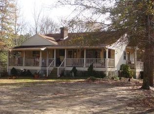 4147 Bob Perry Rd, Kitty Hawk, NC 27949