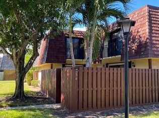 294 Arabian Rd, Palm Springs, FL 33461