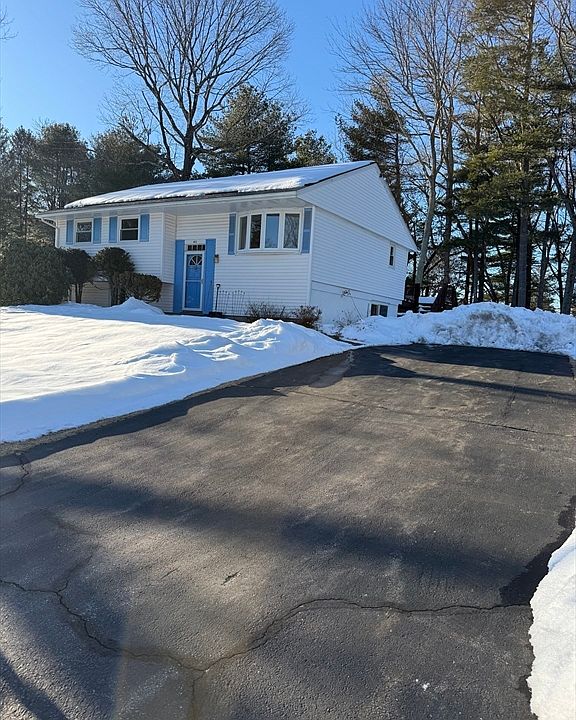 1st image of 40 Sheridan Rd