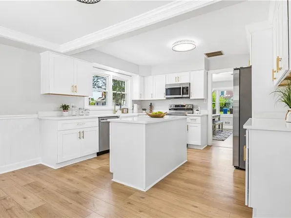 2325 Delwood Rd, Chesapeake, VA 23323