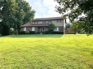 932 S Johnson Rd, Mooresville, IN 46158