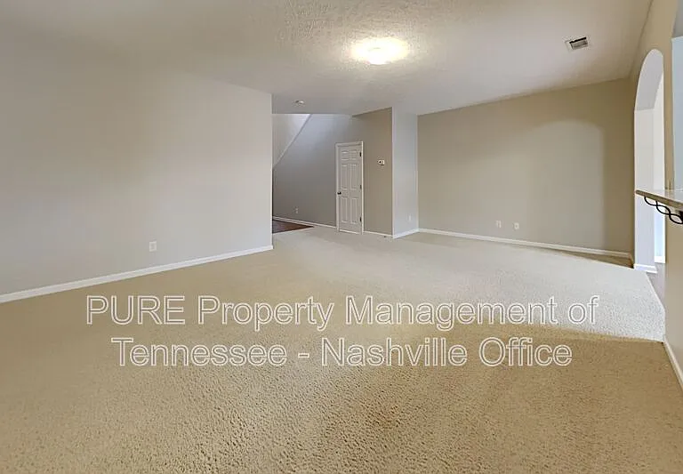 1221 Bainbridge Dr — Photo 5
