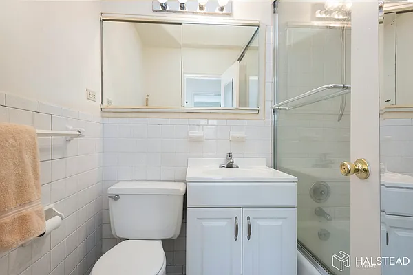 Rented by Halstead Real Estate | media 4
