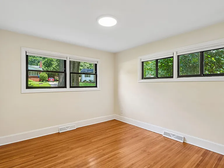 1031 Cutler Pl — Photo 28
