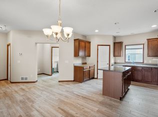 16705 50th Ct N, Plymouth, MN 55446