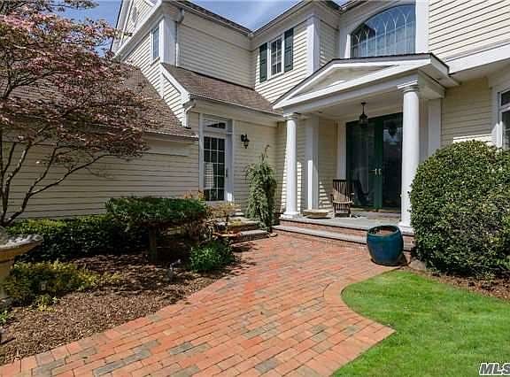 2nd image of 3 Gracewood Dr