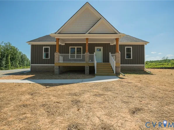 4166 Hidden Acres Dr, Louisa, VA 23093