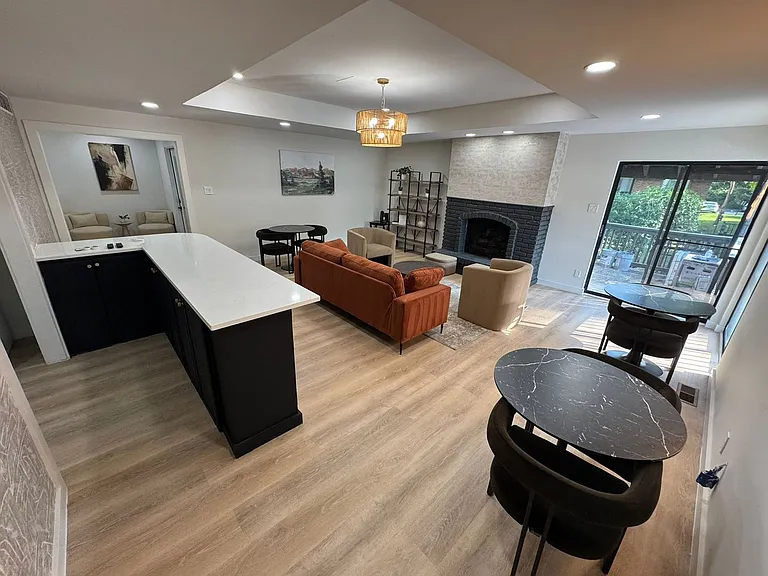 240 Chapel Ridge Dr — Photo 13
