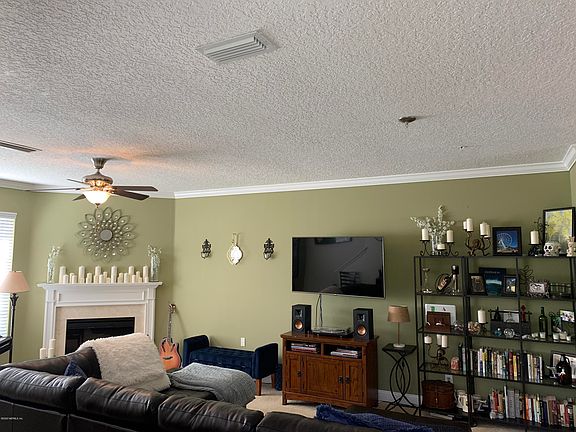 4th image of 4432 Rock Creek Cir