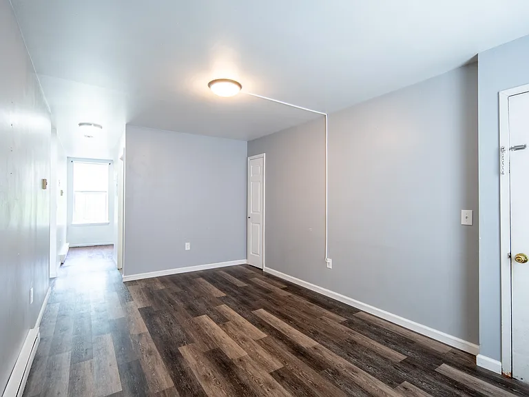50-62 East St #7B — Photo 8