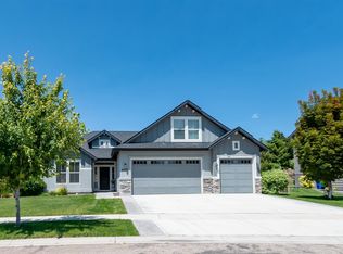 4978 W Eagle Landing Ct, Eagle, ID 83616