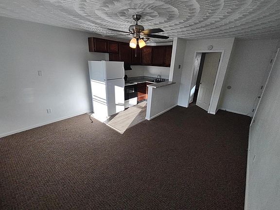3rd image of 718 Lesner Ave APT 4