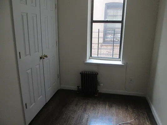 Rented by The Hamilton Group | media 22