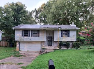 2005 Bunker Hill Rd, Jonesboro, AR 72401