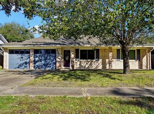 734 E Dartmouth Ln, Deer Park, TX 77536