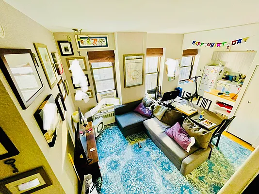 Rented by Douglas Elliman | media 21