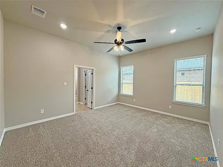 5405 Espiritu Santo Dr — Photo 5