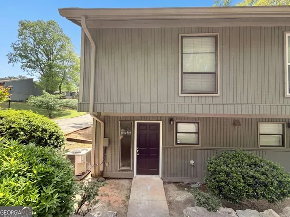 6202 Overlook Rd, Peachtree Corners, GA 30092