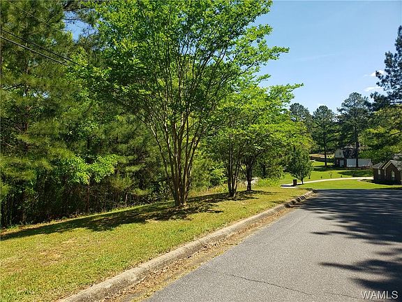 4th image of 4934 Creekwood Dr