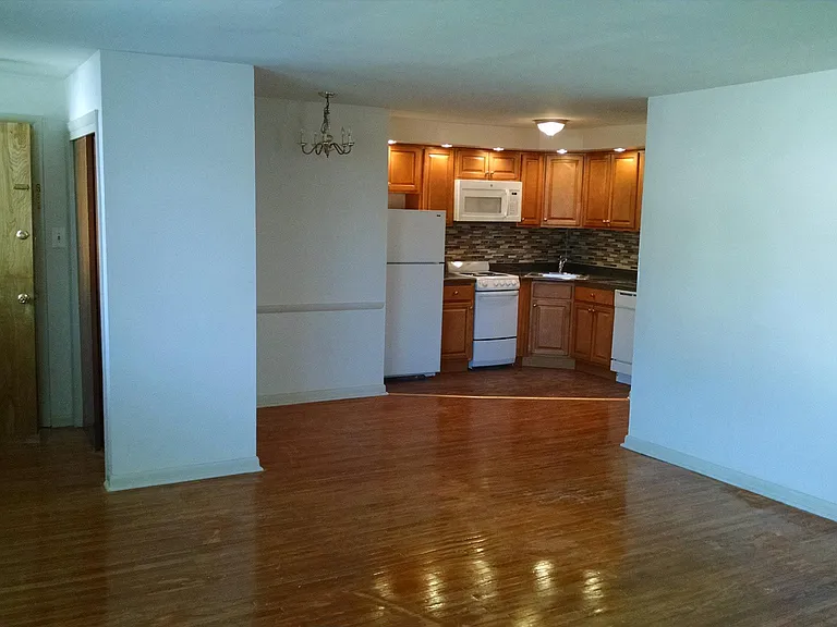 3209 W Chester Pike — Photo 5