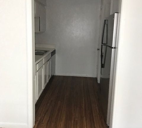 4th image of 134 Lake Meadows Dr