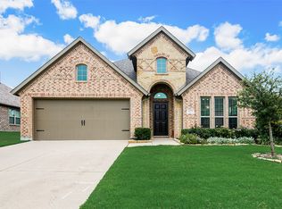 428 Thompson Dr, Van Alstyne, TX 75495