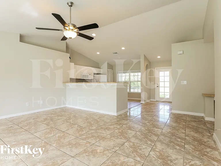 538 Flamingo Ave — Photo 4