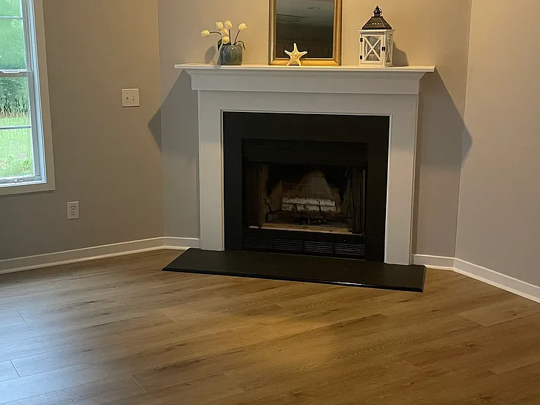 410 Mosswood Ct — Photo 4