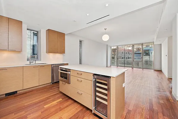 Rented by Keller Williams NYC | media 13