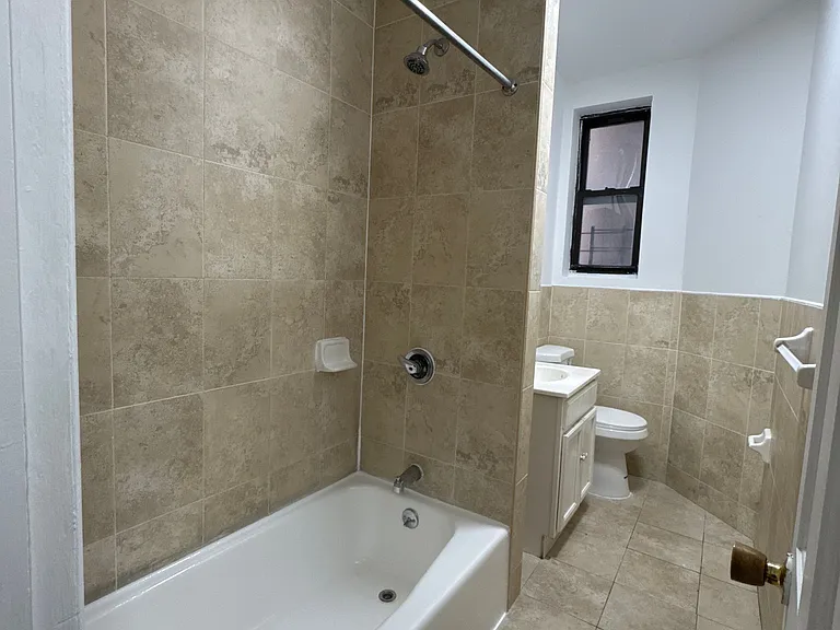 1 Arden St #2022 — Photo 9