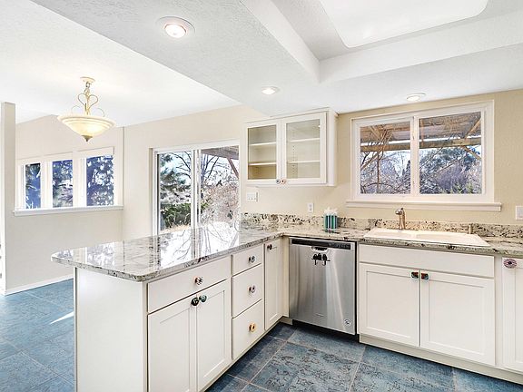 2nd image of 6801 Cherry Blossom Ln NE