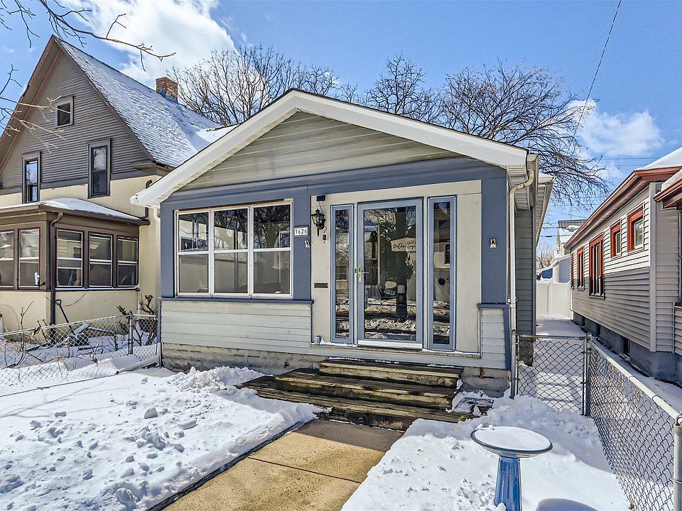 1st image of 3626 1st Ave S