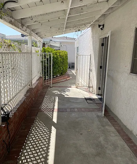 6210 Calvin Ave — Photo 22