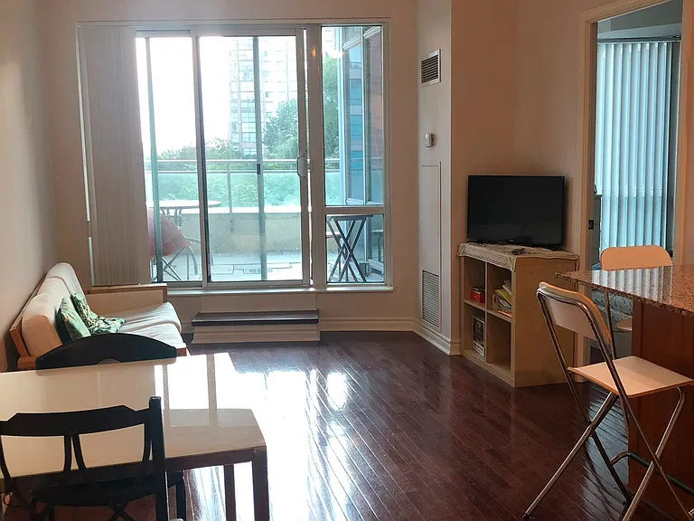 60 Byng Ave #302 — Photo 8