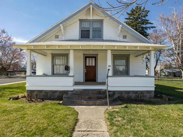 214 Avenue G, Grandview, WA 98930