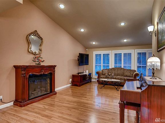4th image of 5270 Highland Dr