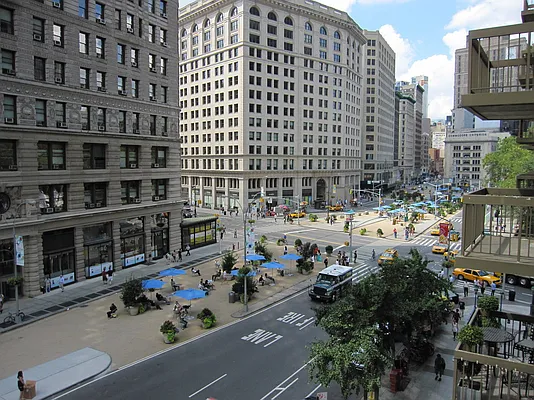 Rented by Newell and Assoc. | media 20