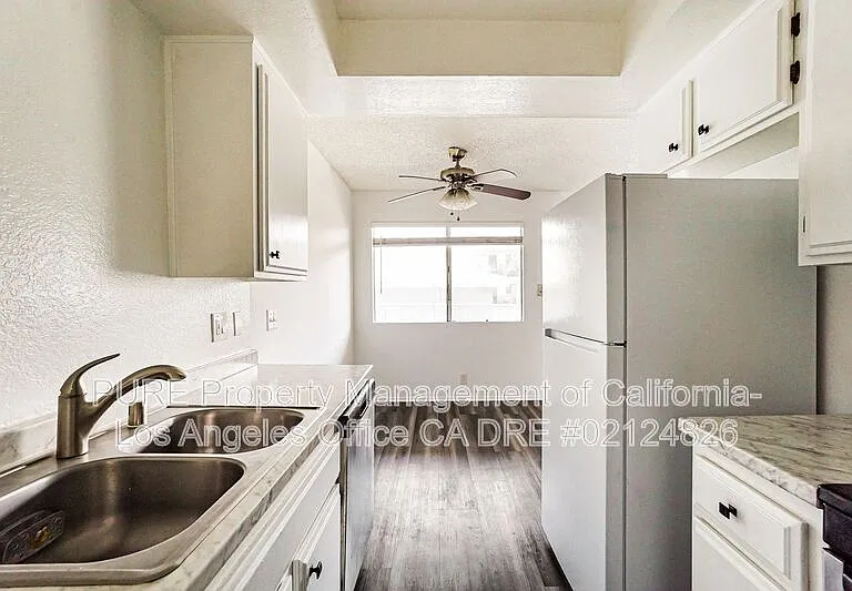 13707 Yukon Ave #4 — Photo 9