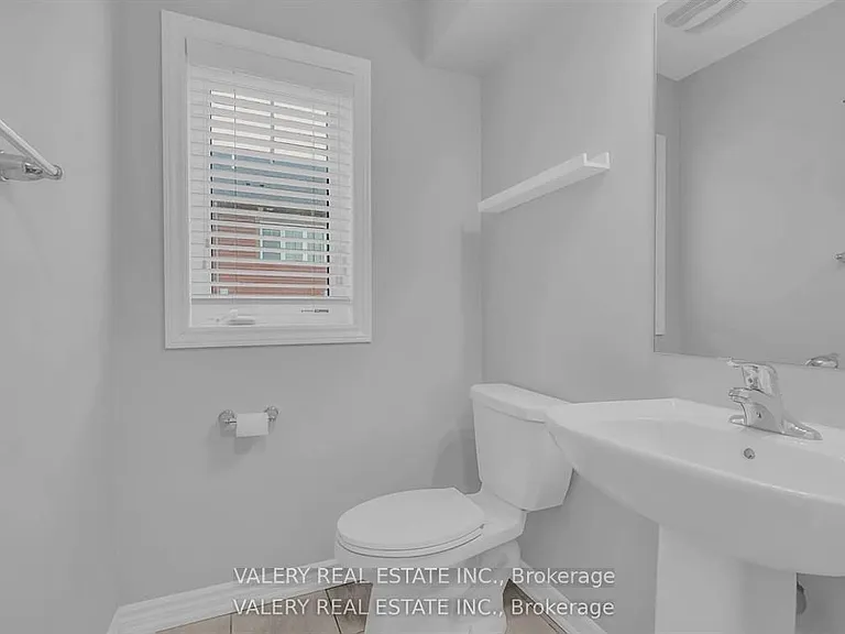 2500 Hill Rise Ct — Photo 3