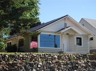 323 E Allen Ave, Chelan, WA 98816