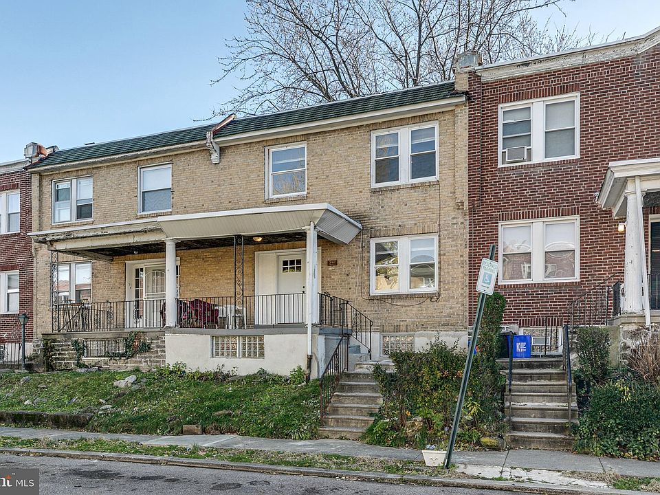 2nd image of 942 E Stafford St